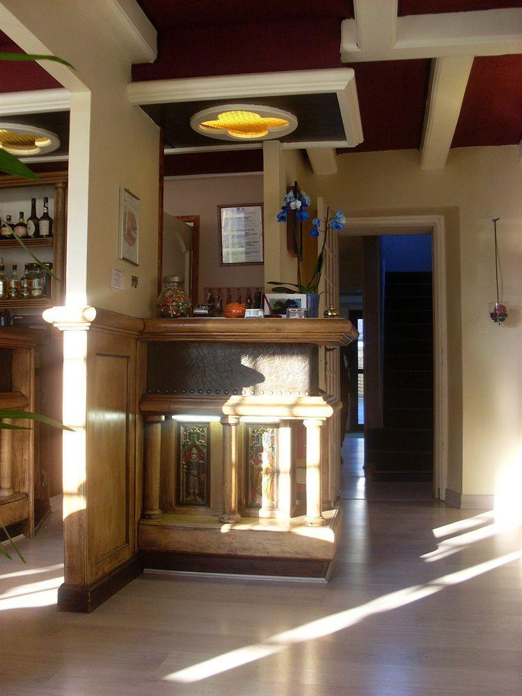Hotel Restaurant De La Marne Paimpol Exteriör bild